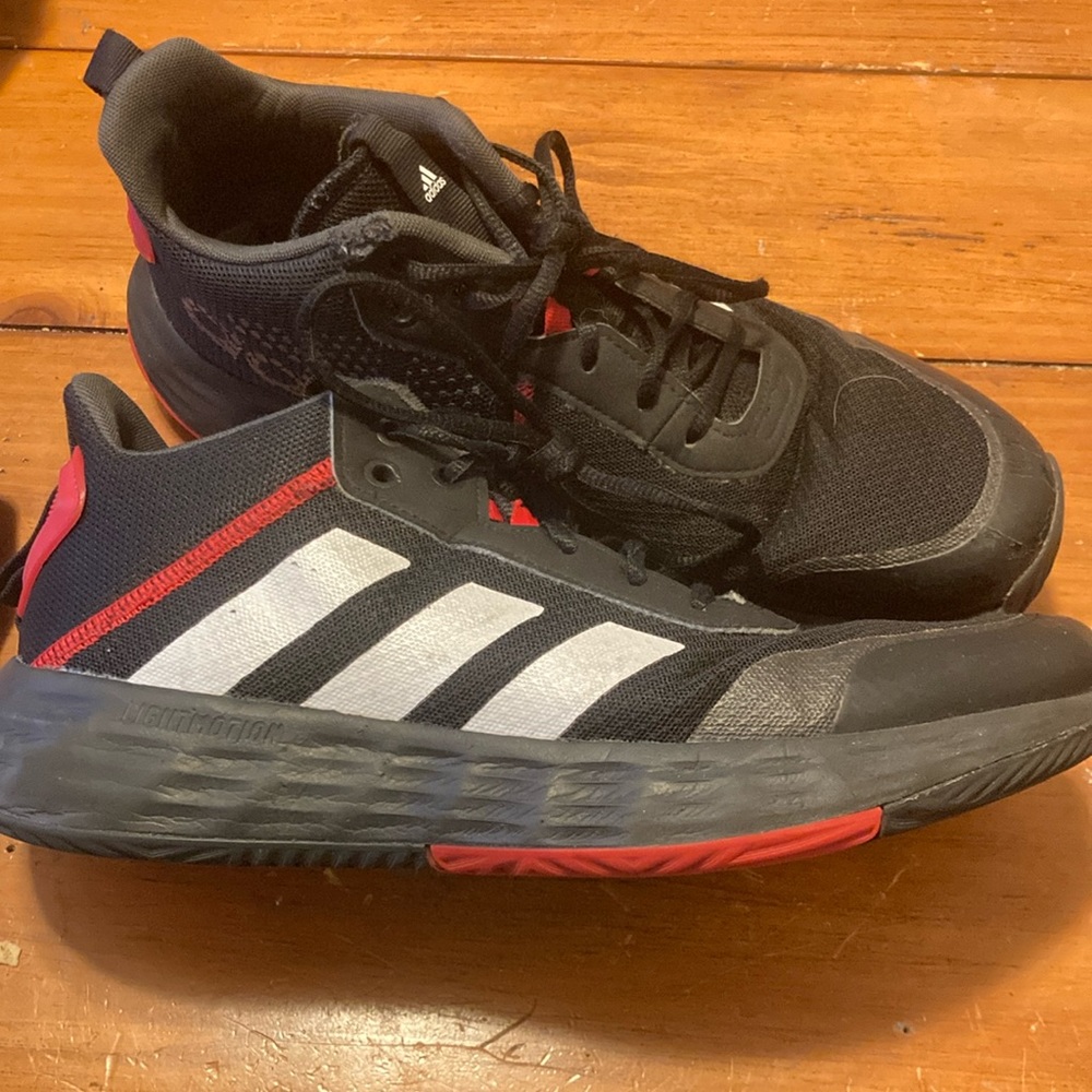 Size 10.5 adidas basketball shoes